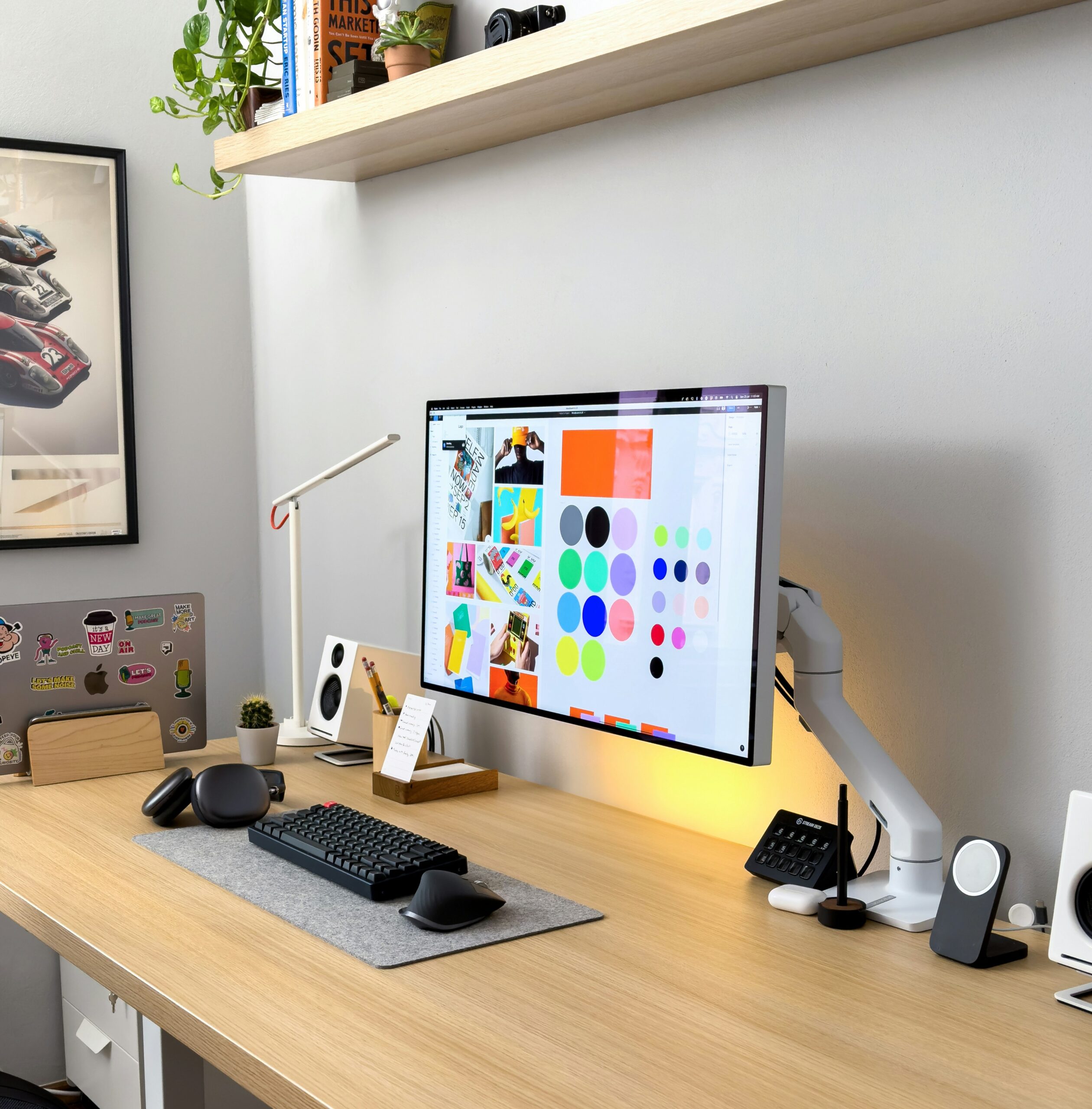 Hello World Featured Image